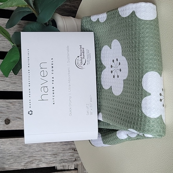 Haven QUICK DRY White Floral Green Tea Towels set of 2 - Picture 12 of 12